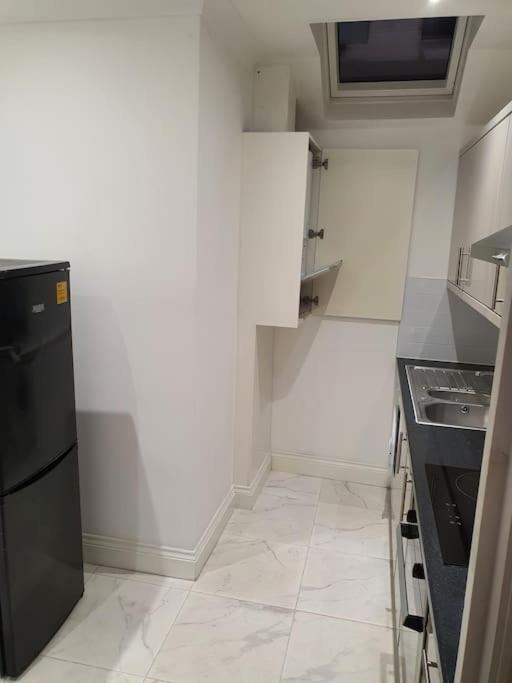 Beautiful Room In Lovely Flat London Ngoại thất bức ảnh